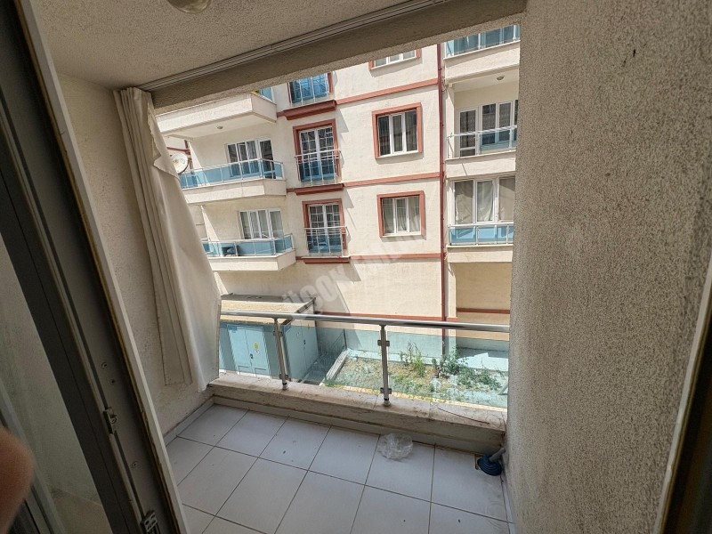 AFYON ÜÇOK EMLAKTAN HARBİŞ GAZİ MAH SATILIK NEZİH BÖLGEDE 3+1 SİTE İÇİNDE DAİRE