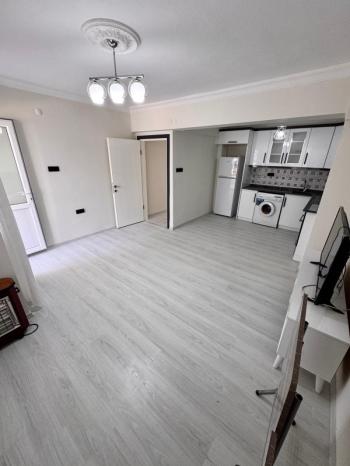 DIDIM ALTINKUM’DA DENİZE YÜRÜME MESAFESİNDE ,EMSALLERİNE GÖRE UYGUN  1+1 GENİŞ ACİL SATILIK DAİRE