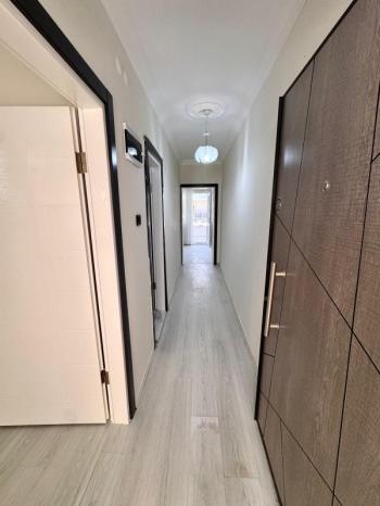 DIDIM ALTINKUM’DA DENİZE YÜRÜME MESAFESİNDE ,EMSALLERİNE GÖRE UYGUN  1+1 GENİŞ ACİL SATILIK DAİRE