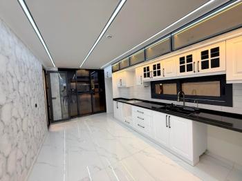 Didim'de Satılık 4+1 Lüks Villa