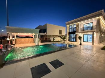 Didim'de Satılık 4+1 Lüks Villa