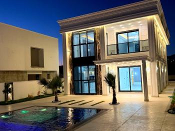 Didim'de Satılık 4+1 Lüks Villa