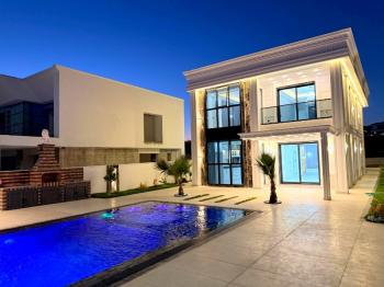 Didim'de Satılık 4+1 Lüks Villa
