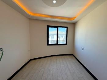 Didim'de Havuzlu Site İçerisinde Sıfır 2+1 Daire