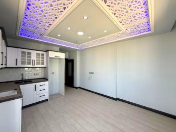 Didim'de Havuzlu Site İçerisinde Sıfır 2+1 Daire