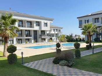 Didim'de Havuzlu Site İçerisinde Sıfır 2+1 Daire