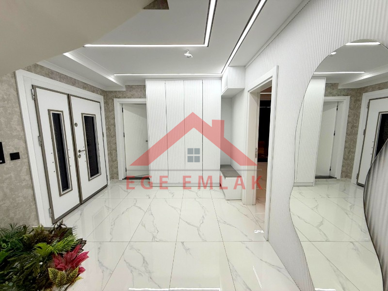 Didim'de Satılık 4+1 Lüks Villa