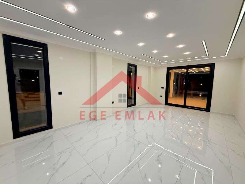 Didim'de Satılık 4+1 Lüks Villa