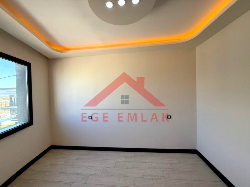 Didim'de Havuzlu Site İçerisinde Sıfır 2+1 Daire