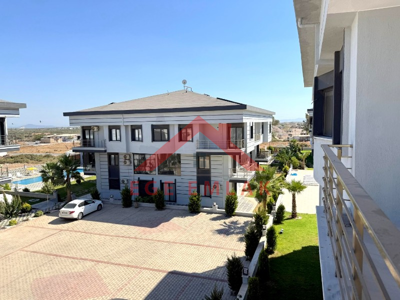 Didim'de Havuzlu Site İçerisinde Sıfır 2+1 Daire
