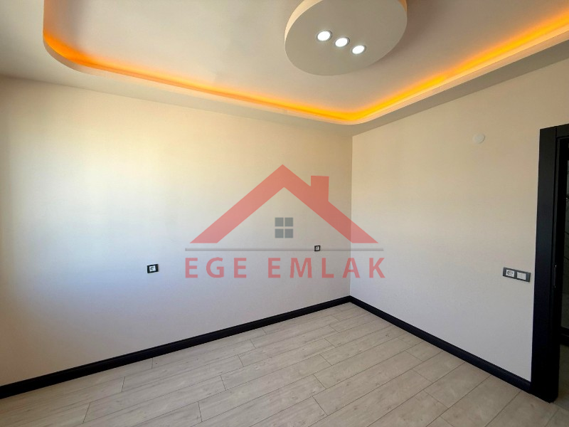 Didim'de Havuzlu Site İçerisinde Sıfır 2+1 Daire