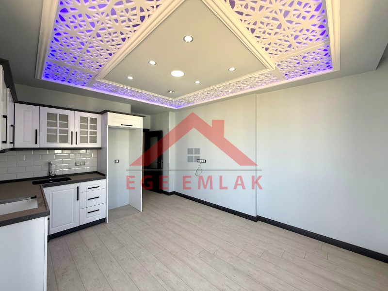 Didim'de Havuzlu Site İçerisinde Sıfır 2+1 Daire