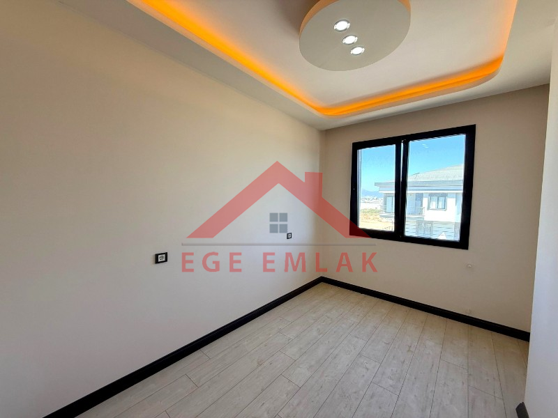 Didim'de Havuzlu Site İçerisinde Sıfır 2+1 Daire