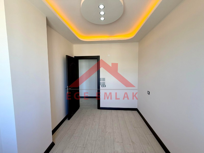 Didim'de Havuzlu Site İçerisinde Sıfır 2+1 Daire