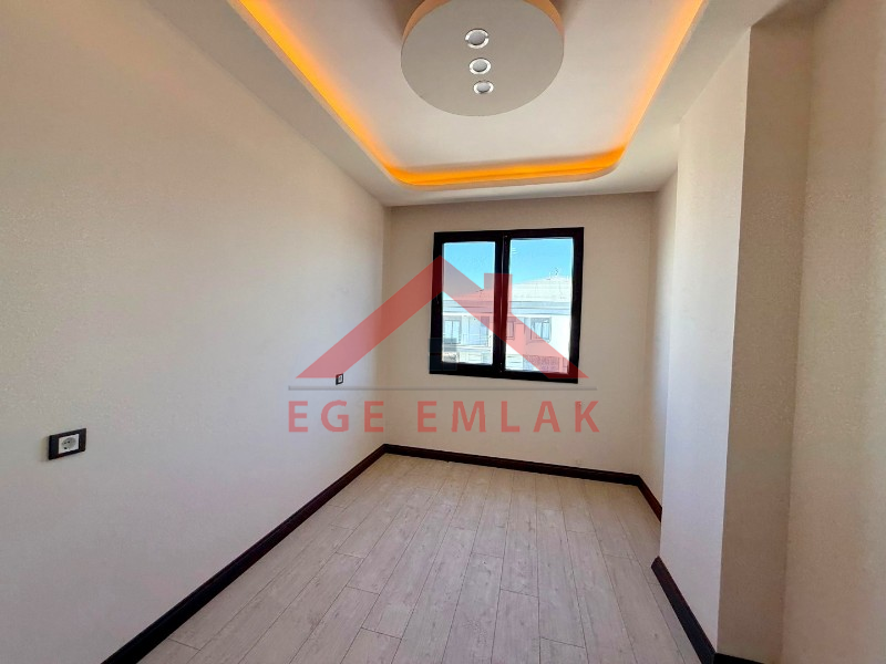 Didim'de Havuzlu Site İçerisinde Sıfır 2+1 Daire