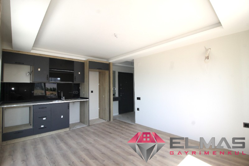 Elmas’tan 75 Yıl’da Tek Blok 3 Cepheli Full Jeneratörlü 1+1