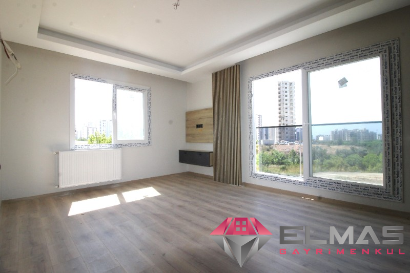 Elmas’tan 75 Yıl’da Tek Blok 3 Cepheli Full Jeneratörlü 1+1