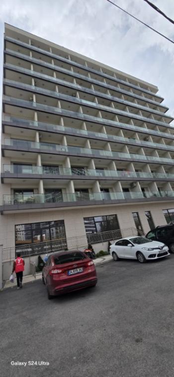 Lamer Dragos'ta  kiralık 1+0 stüdyo daire.