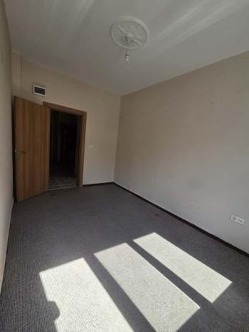 MERCAN MAH. AYDIN HAN'DA TABELA DEĞERİ YÜKSEK 1+0 KİRALIK OFİS