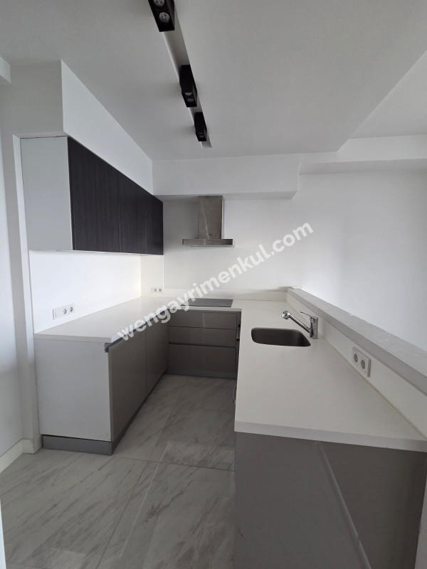 BAŞYAPIT DRAGOS SİTESİ 1+1 40 M² NET DENİZ MANZARALI VE BALKONLU