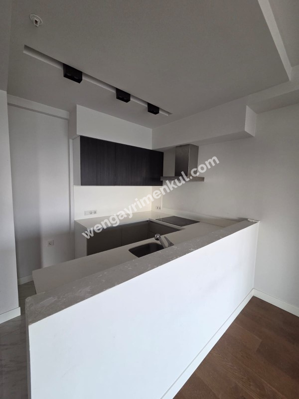 BAŞYAPIT DRAGOS SİTESİ 1+1 40 M² NET DENİZ MANZARALI VE BALKONLU