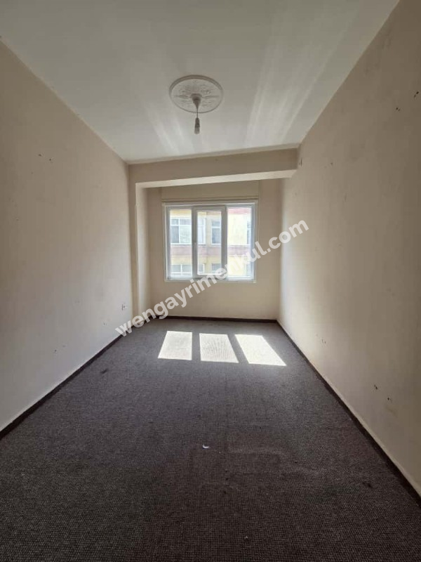 MERCAN MAH. AYDIN HAN'DA TABELA DEĞERİ YÜKSEK 1+0 KİRALIK OFİS