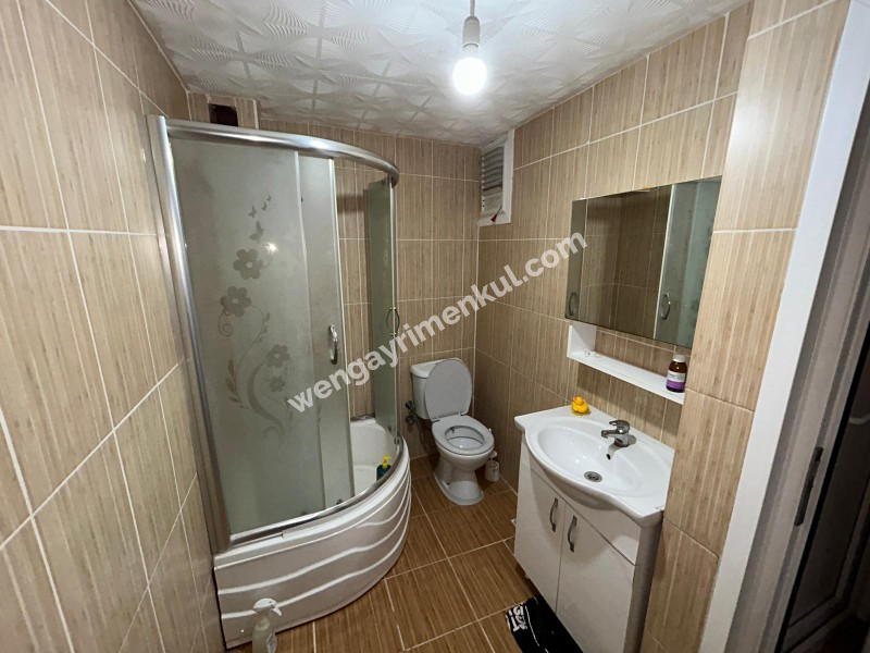 Kağıthane Çeliktepe'de 2+1 Balkonlu Kiralık Daire