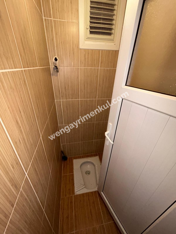 Kağıthane Çeliktepe'de 2+1 Balkonlu Kiralık Daire