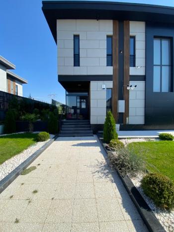 GÜVENAY - ÇORUM BUHARAEVLER MAH. PINAR KOLEJİ CİVARI SATILIK ULTRA LÜKS VİLLA