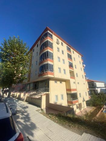 GÜVENAY - ÇORUM BAHÇELİEVLER MAH. BAHAR CAD. ÜZERİ EŞYALI KİRALIK DAİRE