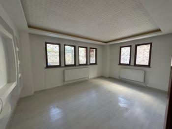 AFYON ÜÇOK EMLAKTAN ESENTEPE MAH KİRALIK 2+1 TEMİZ BAKIMLI DAİRE 