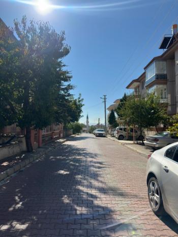 AFYON ÜÇOK EMLAKTAN ESENTEPE MAH KİRALIK 2+1 TEMİZ BAKIMLI DAİRE 