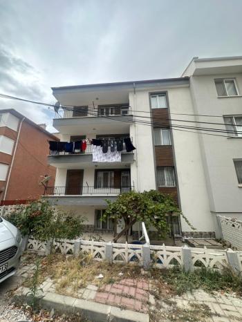 AFYON ÜÇOK EMLAKTAN FATİH MAH SATILIK 4+1 TEMİZ BAKIMLI GENİŞ DAİRELER 