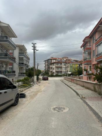 AFYON ÜÇOK EMLAKTAN FATİH MAH SATILIK 4+1 TEMİZ BAKIMLI GENİŞ DAİRELER 