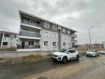 AFYON ÜÇOK EMLAKTAN KANLICA MAH KİRALIK SIFIR AYARINDA LÜX 3+1 DAİRE