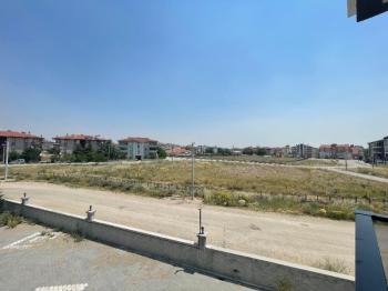 AFYON ÜÇOK EMLAKTAN KANLICA MAH KİRALIK SIFIR AYARINDA LÜX 3+1 DAİRE