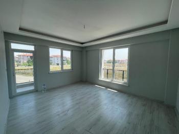 AFYON ÜÇOK EMLAKTAN KANLICA MAH KİRALIK SIFIR AYARINDA LÜX 3+1 DAİRE