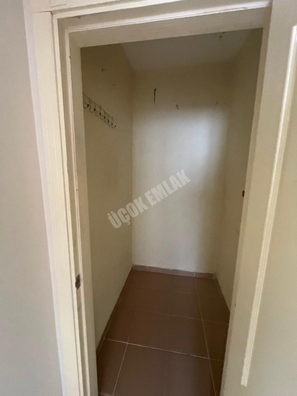 AFYON ÜÇOK EMLAKTAN MAREŞAL MAH 3+1 KİRALIK DAİRE 