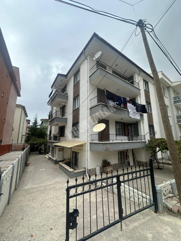 AFYON ÜÇOK EMLAKTAN FATİH MAH SATILIK 4+1 TEMİZ BAKIMLI GENİŞ DAİRELER 