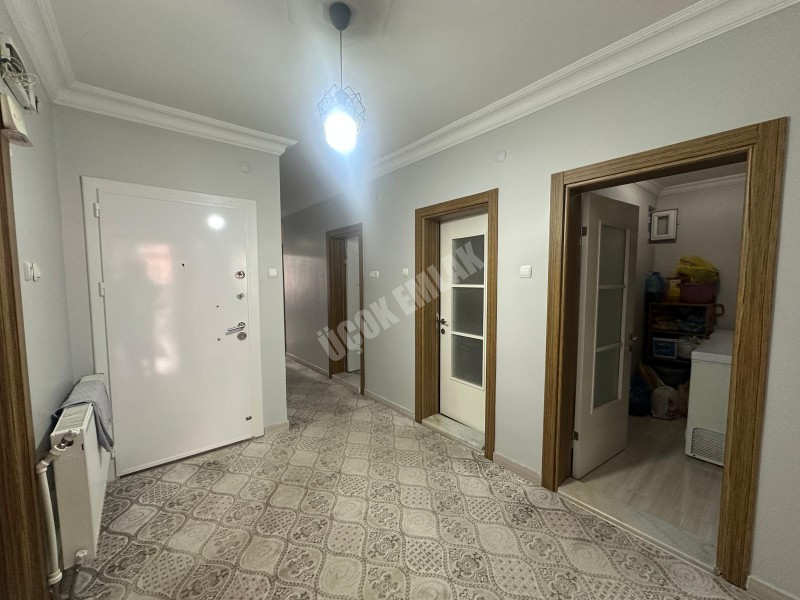 AFYON ÜÇOK EMLAKTAN FATİH MAH SATILIK 4+1 TEMİZ BAKIMLI GENİŞ DAİRELER 