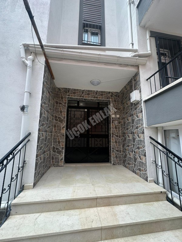 AFYON ÜÇOK EMLAKTAN FATİH MAH SATILIK 4+1 TEMİZ BAKIMLI GENİŞ DAİRELER 