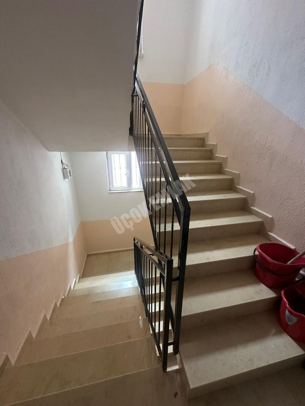 AFYON ÜÇOK EMLAKTAN FATİH MAH SATILIK 4+1 TEMİZ BAKIMLI GENİŞ DAİRELER 