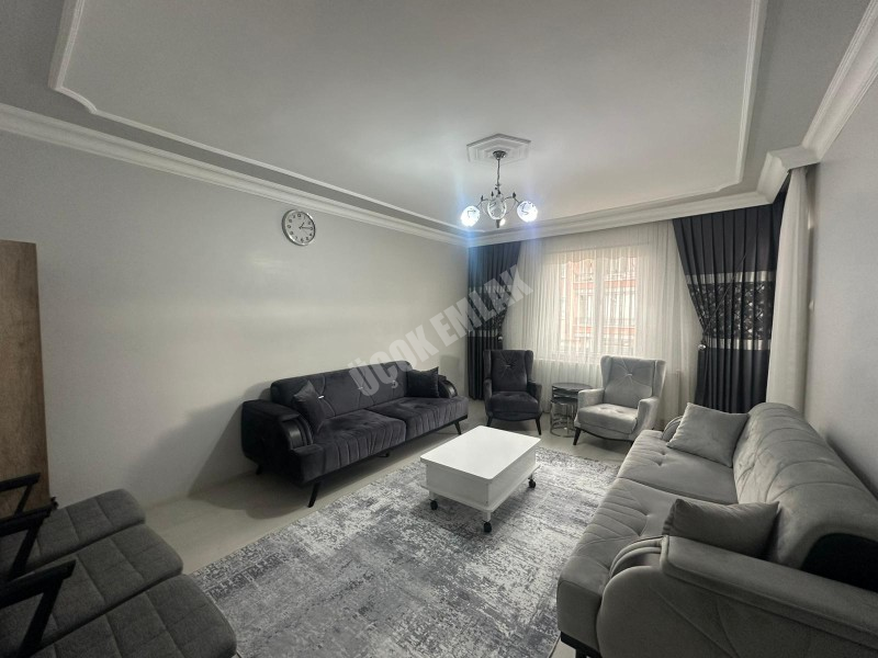 AFYON ÜÇOK EMLAKTAN FATİH MAH SATILIK 4+1 TEMİZ BAKIMLI GENİŞ DAİRELER 