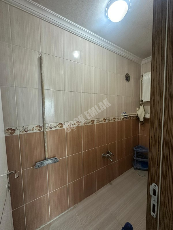 AFYON ÜÇOK EMLAKTAN FATİH MAH SATILIK 4+1 TEMİZ BAKIMLI GENİŞ DAİRELER 