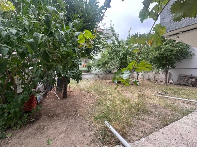 AFYON ÜÇOK EMLAKTAN FATİH MAH SATILIK 4+1 TEMİZ BAKIMLI GENİŞ DAİRELER 