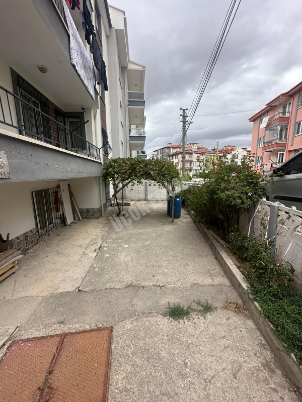 AFYON ÜÇOK EMLAKTAN FATİH MAH SATILIK 4+1 TEMİZ BAKIMLI GENİŞ DAİRELER 