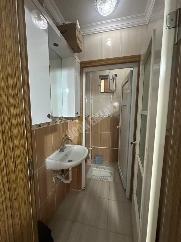 AFYON ÜÇOK EMLAKTAN FATİH MAH SATILIK 4+1 TEMİZ BAKIMLI GENİŞ DAİRELER 