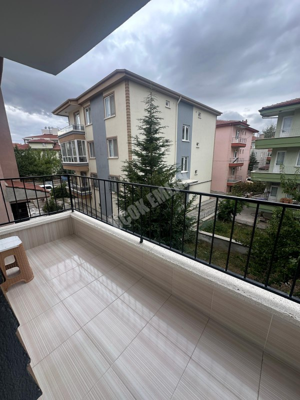 AFYON ÜÇOK EMLAKTAN FATİH MAH SATILIK 4+1 TEMİZ BAKIMLI GENİŞ DAİRELER 