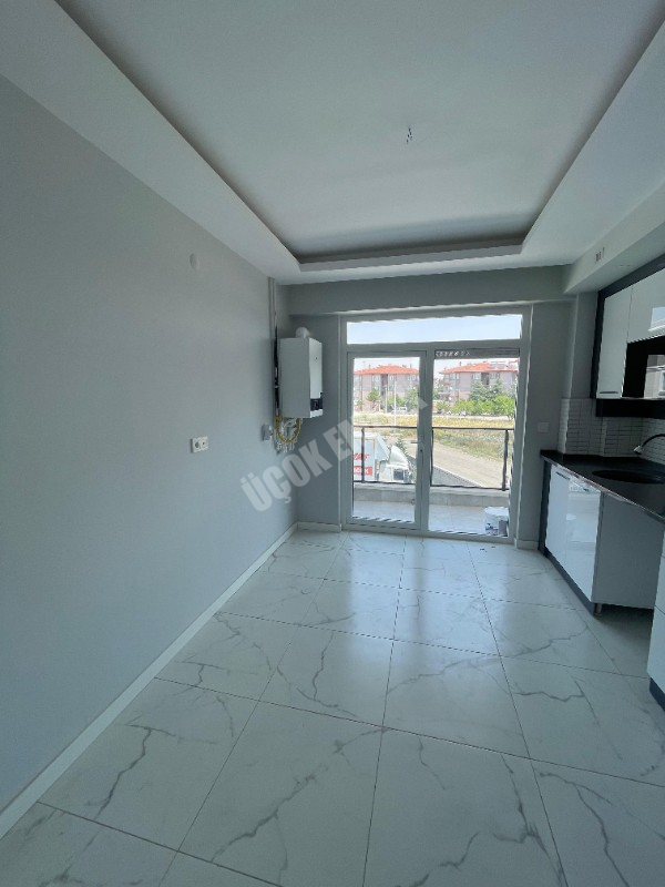 AFYON ÜÇOK EMLAKTAN KANLICA MAH KİRALIK SIFIR AYARINDA LÜX 3+1 DAİRE