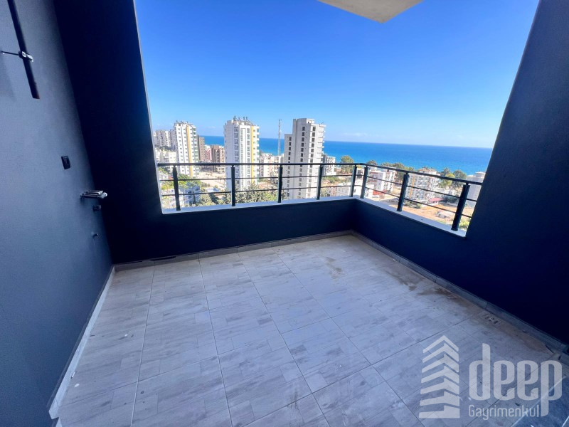 YÜKSEK KAT, DENİZ MANZARALI, GENİŞ 2+1 SATILIK DAİRE